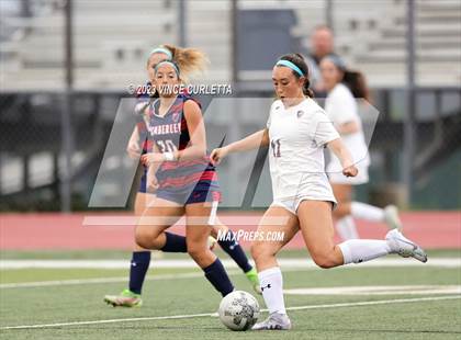 Thumbnail 1 in Davenport vs. Wimberley (UIL 4A Regional Quarterfinal Playoff) photogallery.