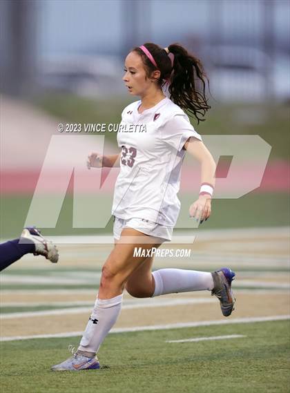 Thumbnail 3 in Davenport vs. Wimberley (UIL 4A Regional Quarterfinal Playoff) photogallery.