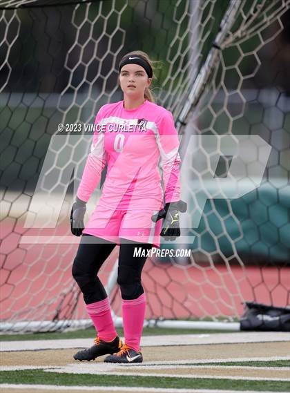 Thumbnail 3 in Davenport vs. Wimberley (UIL 4A Regional Quarterfinal Playoff) photogallery.