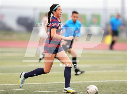 Thumbnail 2 in Davenport vs. Wimberley (UIL 4A Regional Quarterfinal Playoff) photogallery.