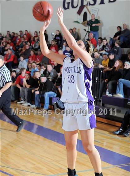 Thumbnail 3 in Boyceville vs. Colfax photogallery.