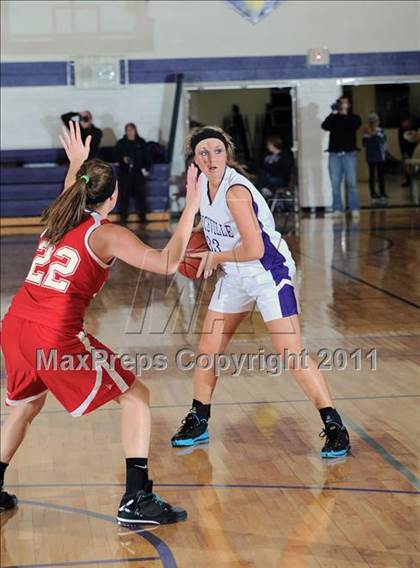 Thumbnail 2 in Boyceville vs. Colfax photogallery.