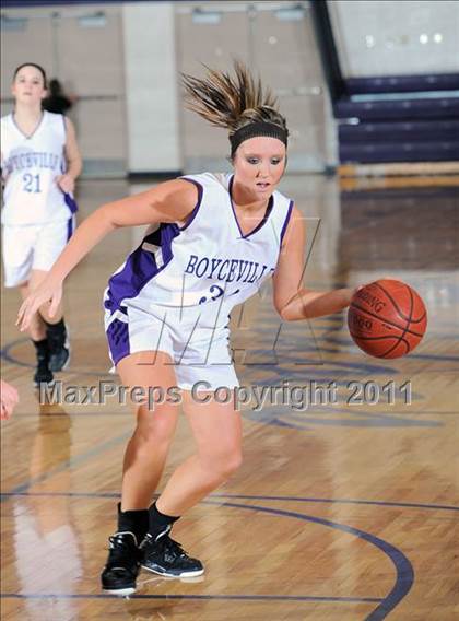 Thumbnail 2 in Boyceville vs. Colfax photogallery.
