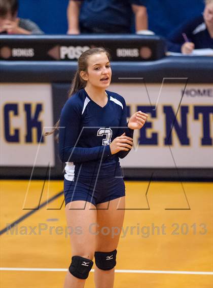 Thumbnail 3 in Avon @ Woodstock Academy photogallery.