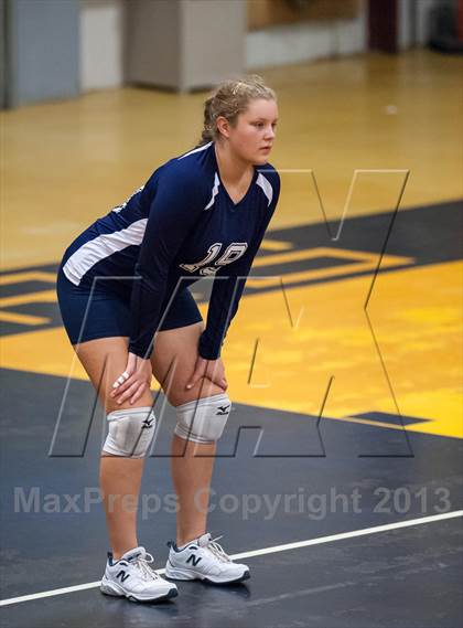 Thumbnail 3 in Avon @ Woodstock Academy photogallery.