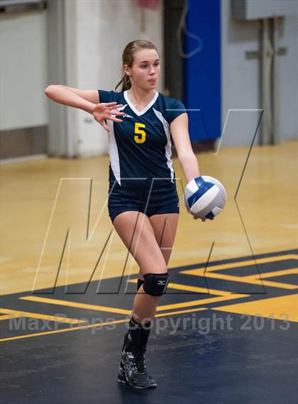 Thumbnail 2 in Avon @ Woodstock Academy photogallery.