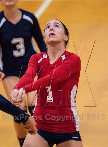 Thumbnail 2 in Avon @ Woodstock Academy photogallery.