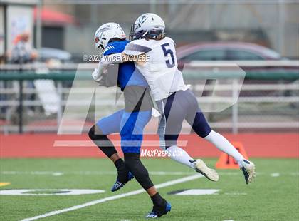 Thumbnail 3 in Gonzaga Prep @ Graham-Kapowsin (WIAA 4A Playoffs) photogallery.