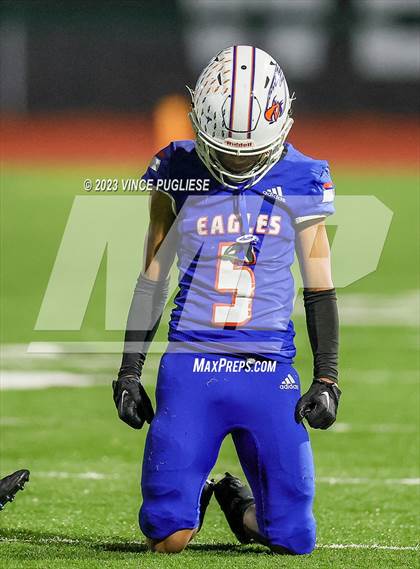 Thumbnail 2 in Gonzaga Prep @ Graham-Kapowsin (WIAA 4A Playoffs) photogallery.