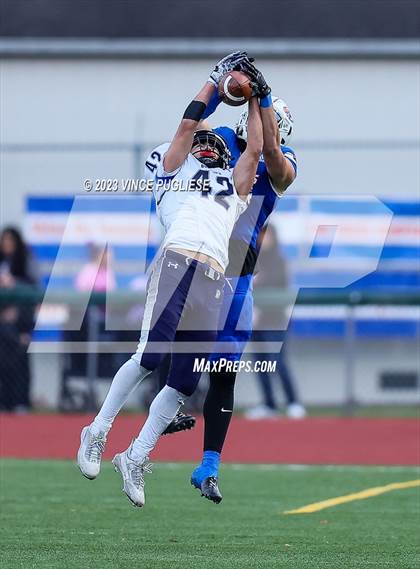 Thumbnail 3 in Gonzaga Prep @ Graham-Kapowsin (WIAA 4A Playoffs) photogallery.