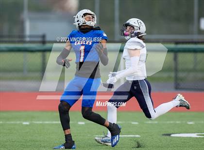 Thumbnail 2 in Gonzaga Prep @ Graham-Kapowsin (WIAA 4A Playoffs) photogallery.