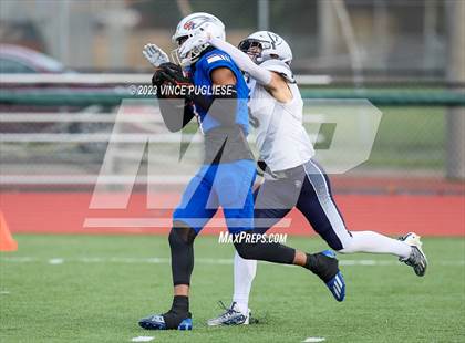 Thumbnail 2 in Gonzaga Prep @ Graham-Kapowsin (WIAA 4A Playoffs) photogallery.