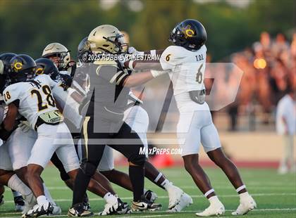 Thumbnail 3 in Crandall @ Irving photogallery.