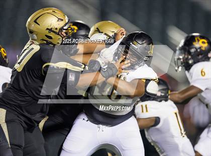 Thumbnail 2 in Crandall @ Irving photogallery.