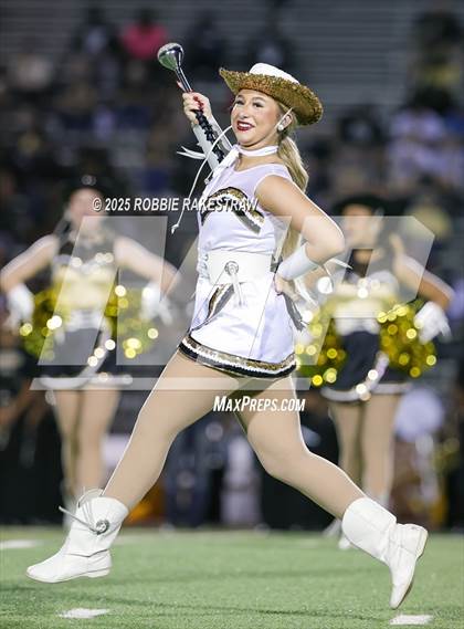 Thumbnail 1 in Crandall @ Irving photogallery.