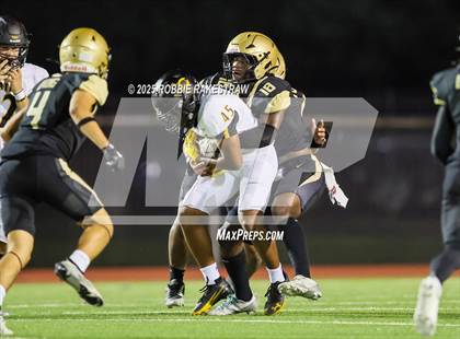 Thumbnail 1 in Crandall @ Irving photogallery.