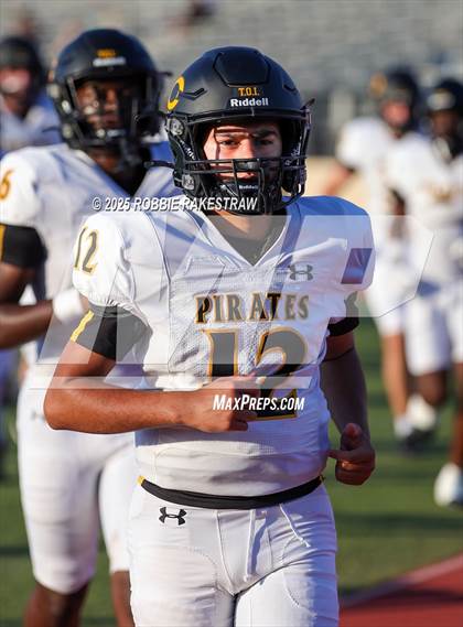 Thumbnail 3 in Crandall @ Irving photogallery.