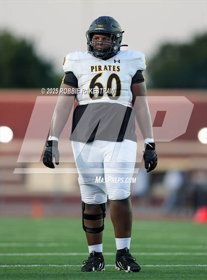 Thumbnail 2 in Crandall @ Irving photogallery.