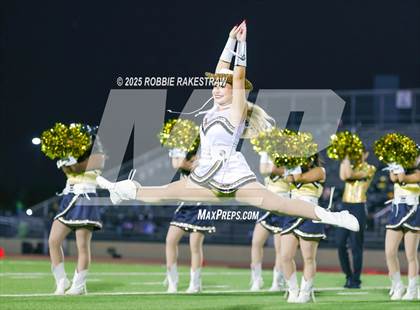 Thumbnail 2 in Crandall @ Irving photogallery.