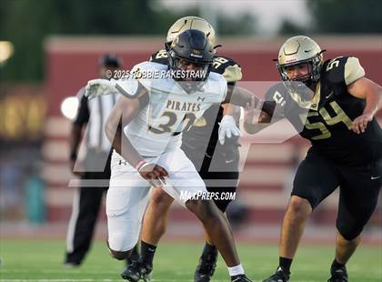 Thumbnail 1 in Crandall @ Irving photogallery.