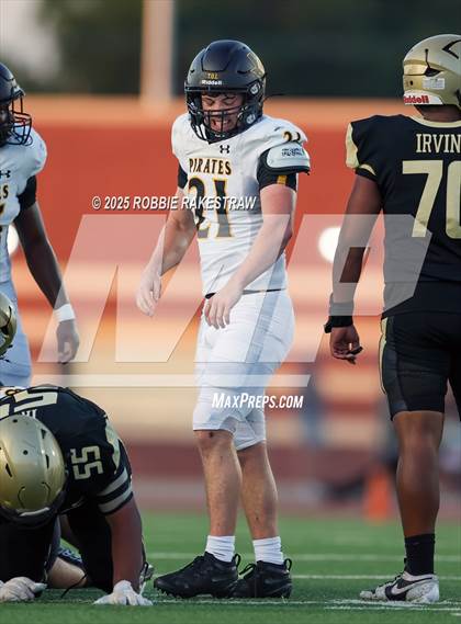 Thumbnail 3 in Crandall @ Irving photogallery.