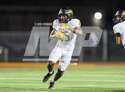 Thumbnail 3 in Crandall @ Irving photogallery.