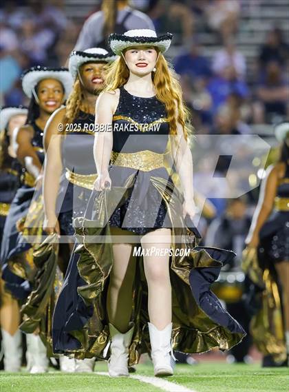 Thumbnail 2 in Crandall @ Irving photogallery.