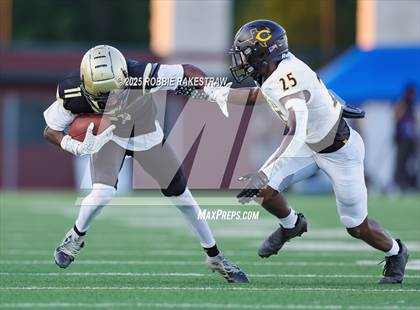 Thumbnail 3 in Crandall @ Irving photogallery.