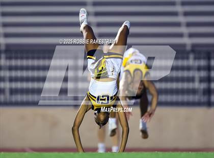 Thumbnail 3 in Crandall @ Irving photogallery.