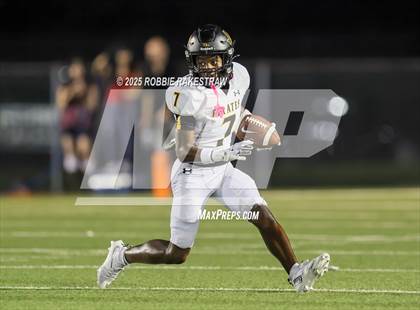 Thumbnail 1 in Crandall @ Irving photogallery.