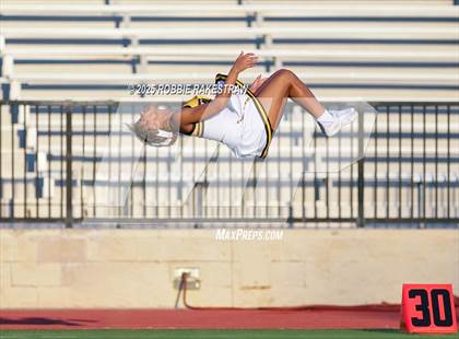 Thumbnail 2 in Crandall @ Irving photogallery.