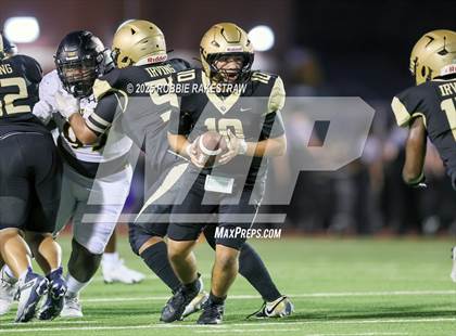 Thumbnail 3 in Crandall @ Irving photogallery.