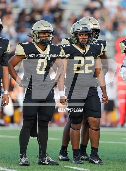 Thumbnail 2 in Crandall @ Irving photogallery.