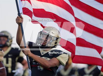 Thumbnail 3 in Crandall @ Irving photogallery.