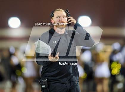 Thumbnail 2 in Crandall @ Irving photogallery.