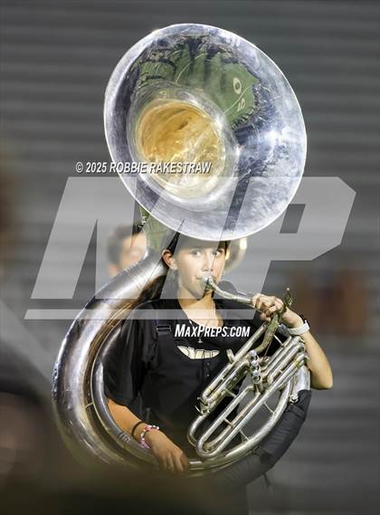 Thumbnail 2 in Crandall @ Irving photogallery.