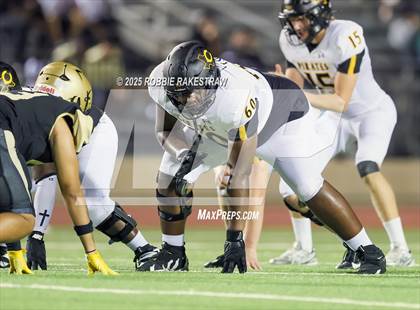 Thumbnail 3 in Crandall @ Irving photogallery.