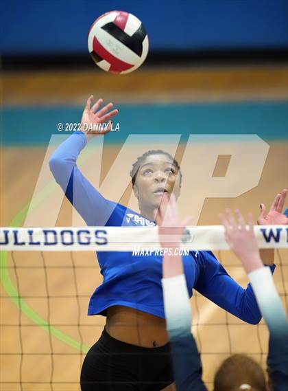 Thumbnail 2 in Churchill @ Urbana (MPSSAA Class 4A State Semifinal) photogallery.