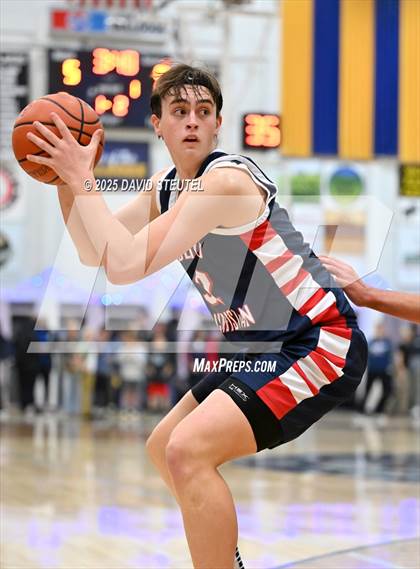 Thumbnail 3 in Modesto Christian vs. Dublin (Gridley Invitational) photogallery.