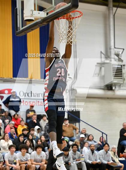 Thumbnail 3 in Modesto Christian vs. Dublin (Gridley Invitational) photogallery.