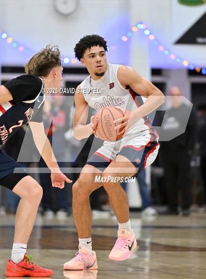 Thumbnail 1 in Modesto Christian vs. Dublin (Gridley Invitational) photogallery.