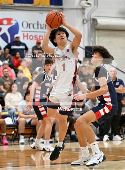Thumbnail 1 in Modesto Christian vs. Dublin (Gridley Invitational) photogallery.