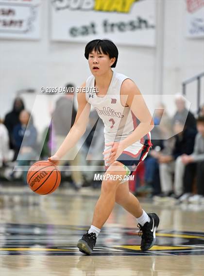 Thumbnail 2 in Modesto Christian vs. Dublin (Gridley Invitational) photogallery.