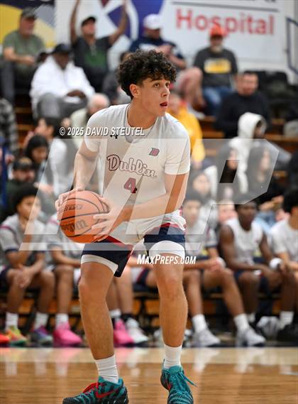 Thumbnail 1 in Modesto Christian vs. Dublin (Gridley Invitational) photogallery.