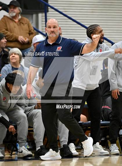 Thumbnail 2 in Modesto Christian vs. Dublin (Gridley Invitational) photogallery.