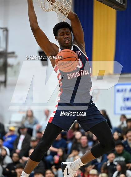 Thumbnail 3 in Modesto Christian vs. Dublin (Gridley Invitational) photogallery.