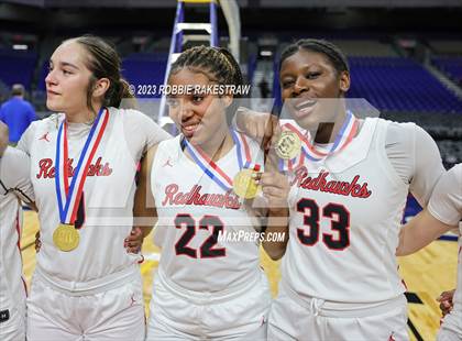 Thumbnail 2 in Liberty vs. Cooper (UIL 5A State Final Medal Ceremony) photogallery.