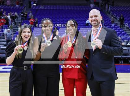 Thumbnail 1 in Liberty vs. Cooper (UIL 5A State Final Medal Ceremony) photogallery.