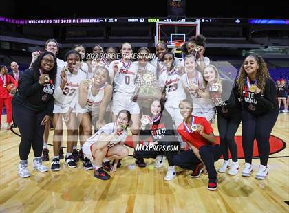 Thumbnail 1 in Liberty vs. Cooper (UIL 5A State Final Medal Ceremony) photogallery.