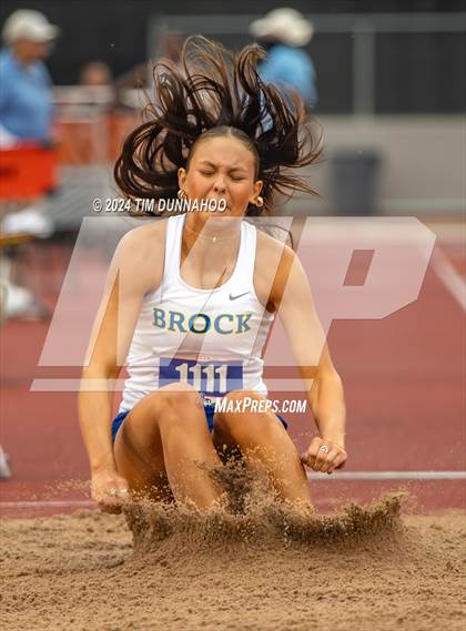 Thumbnail 2 in UIL Girls Track & Field Finals (Day 1) photogallery.